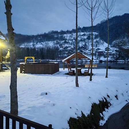 Vikendica Mihic Villa Зворник Екстериор снимка